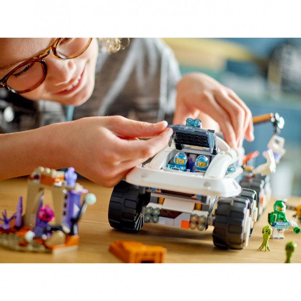 Конструктор LEGO City 60432 Командный вездеход и кран-погрузчик в Иркутске
