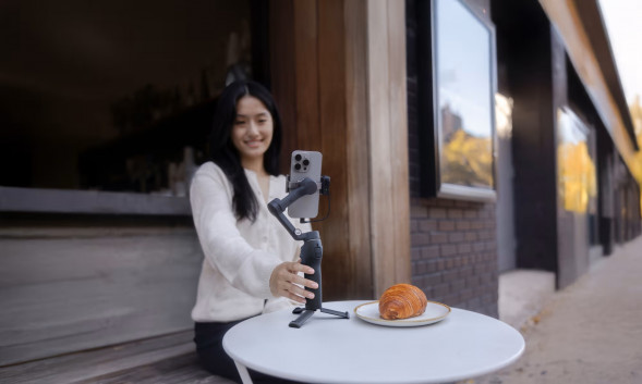 Электрический стабилизатор для смартфона DJI Osmo Mobile 7P в Иркутске