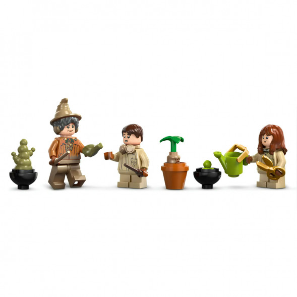 Конструктор LEGO Harry Potter 76445 Замок Хогвартс: Урок травологии в Иркутске